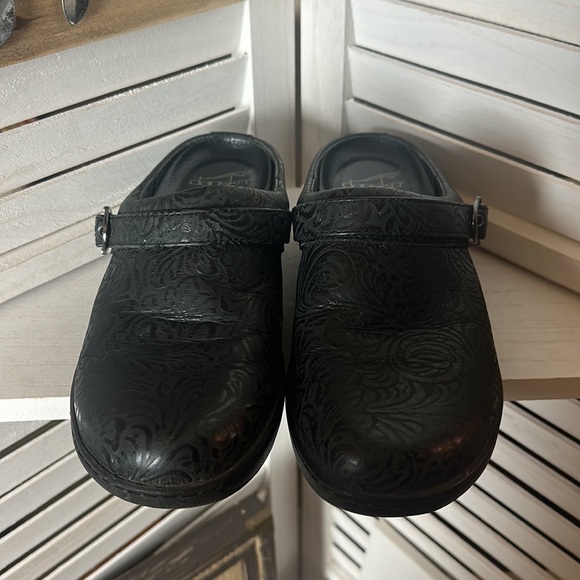 Dansko Black Floral Tooled Clogs - Picture 3 of 6